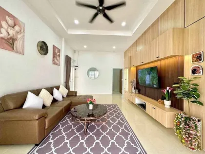 Voll möblierte Villa mit 2 Schlafzimmern und 2 Bädern in Koh Kaew zu vermieten