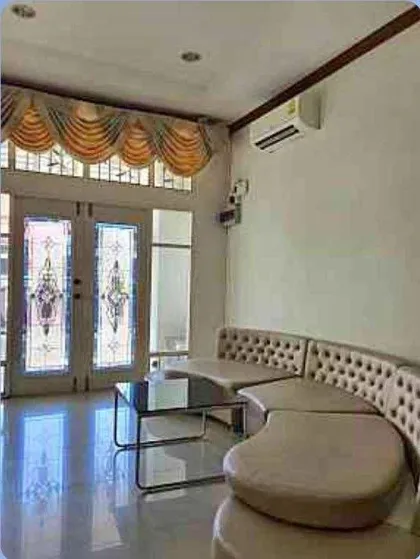 Дом с 3 спальнями и 2 ванными на аренду в Phuket Villa Chaofah