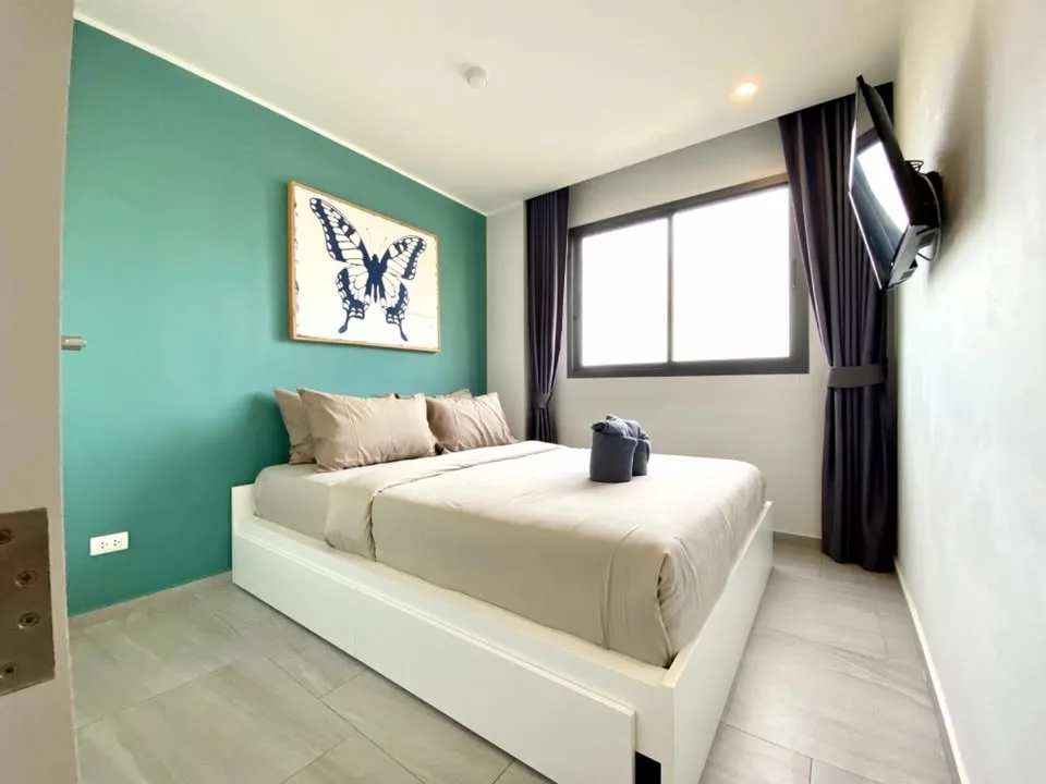 คอนโด 1 ห้องนอนให้เช่าที่ The Tower Condo พร้อมวิวทะเล