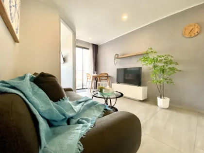 คอนโด 1 ห้องนอนให้เช่าที่ The Tower Condo พร้อมวิวทะเล