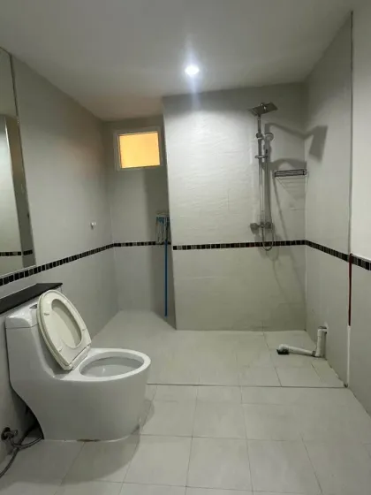 Condo de 1 Recámara Amigable con Mascotas en Living Residence Phuket