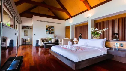Ocean Breeze Luxe Villa with 4 Beds & 5 Baths at Surin Beach