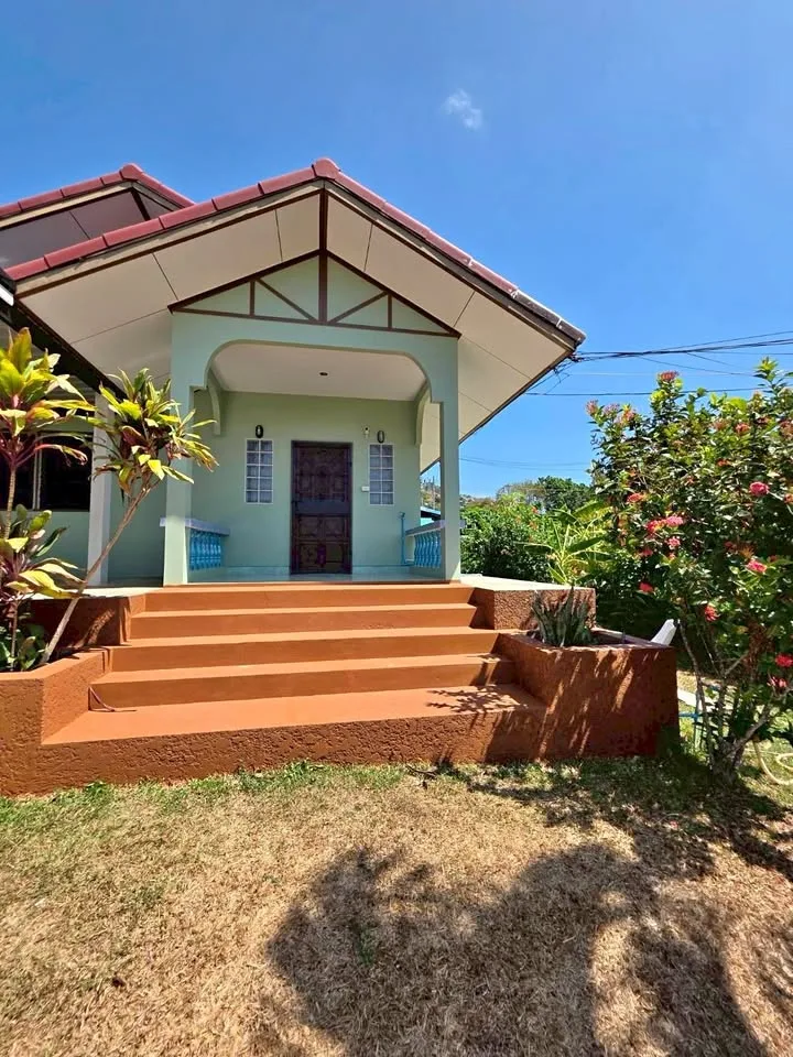 Maison de 2 chambres et 1 salle de bain à louer à Rawai, Phuket
