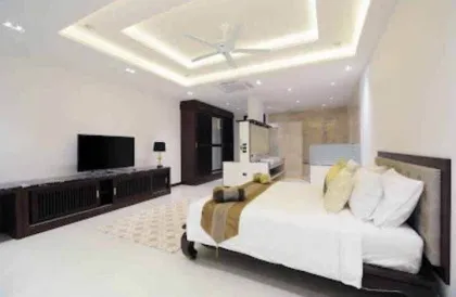 Вилла с 7 спальнями и видом на море с бассейном в аренду в Раваи