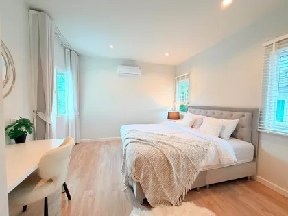 Elegante 4-Schlafzimmer-Poolvilla zur Miete in Saransiri Retreat Koh Kaew