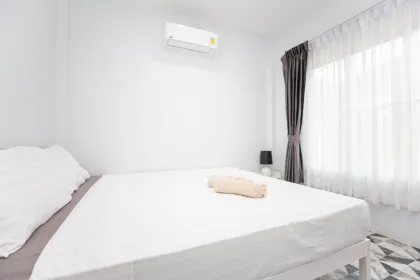 บ้านให้เช่าห้องนอนสองห้องใกล้ชายหาดบางเทา