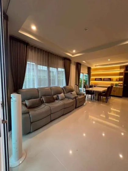 Villa de 4 habitaciones y 3 baños en alquiler en Supalai Palm Springs, Rawai