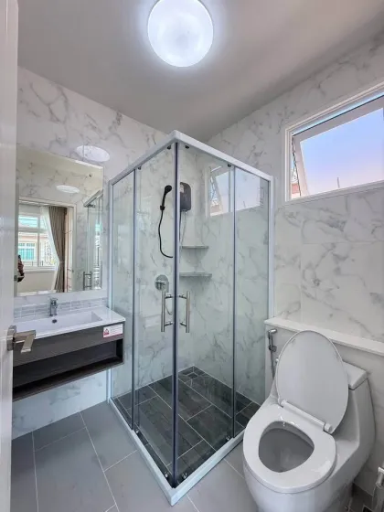 Дом с 4 спальнями и 3 ванными комнатами в аренду в Mana Kathu Lake House, Kathu