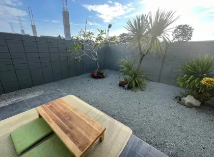 Haus mit 2 Schlafzimmern und westlicher Küche in Chalong