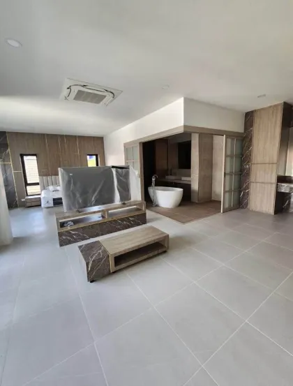 Villa Nueva en Alquiler – Saiyuan, Rawai