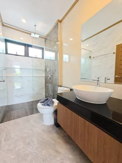 3-Zimmer Villa mit privatem Pool zur Miete nahe Nai Harn Strand