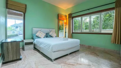 Luxus 7-Schlafzimmer-Poolvilla zur Miete in Kathu, Phuket