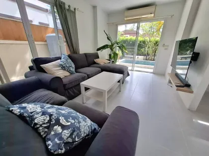 Privatpool-Villa in Land & House Chalong mit 3 Schlafzimmern