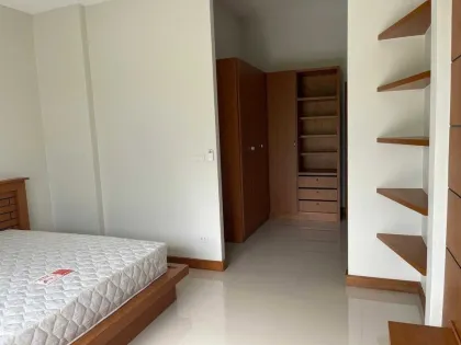 Villa 2 chambres 2 salles de bain avec vue sur le lac à Cherng Talay