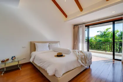 Geräumige 4-Zimmer-Villa mit Privatpool zur Miete in Laguna