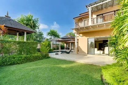 Geräumige 4-Zimmer-Villa mit Privatpool zur Miete in Laguna