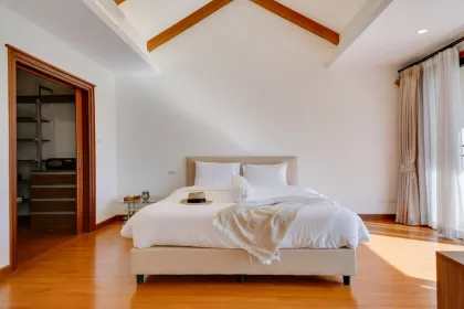 Geräumige 4-Zimmer-Villa mit Privatpool zur Miete in Laguna