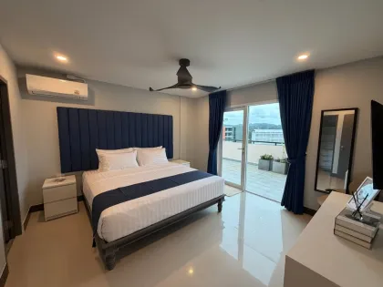 Geräumige 2-Zimmer-Wohnung im Kathu Golf View Condominium