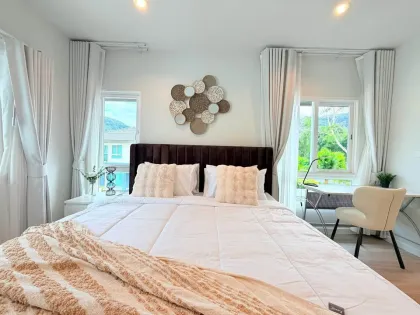 Elegante 4-Schlafzimmer Poolvilla in Koh Kaew, Phuket