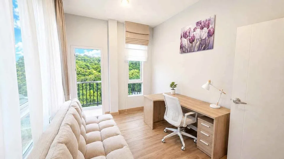 Neue private 3-Schlafzimmer-Poolvilla zur Miete in Rawai