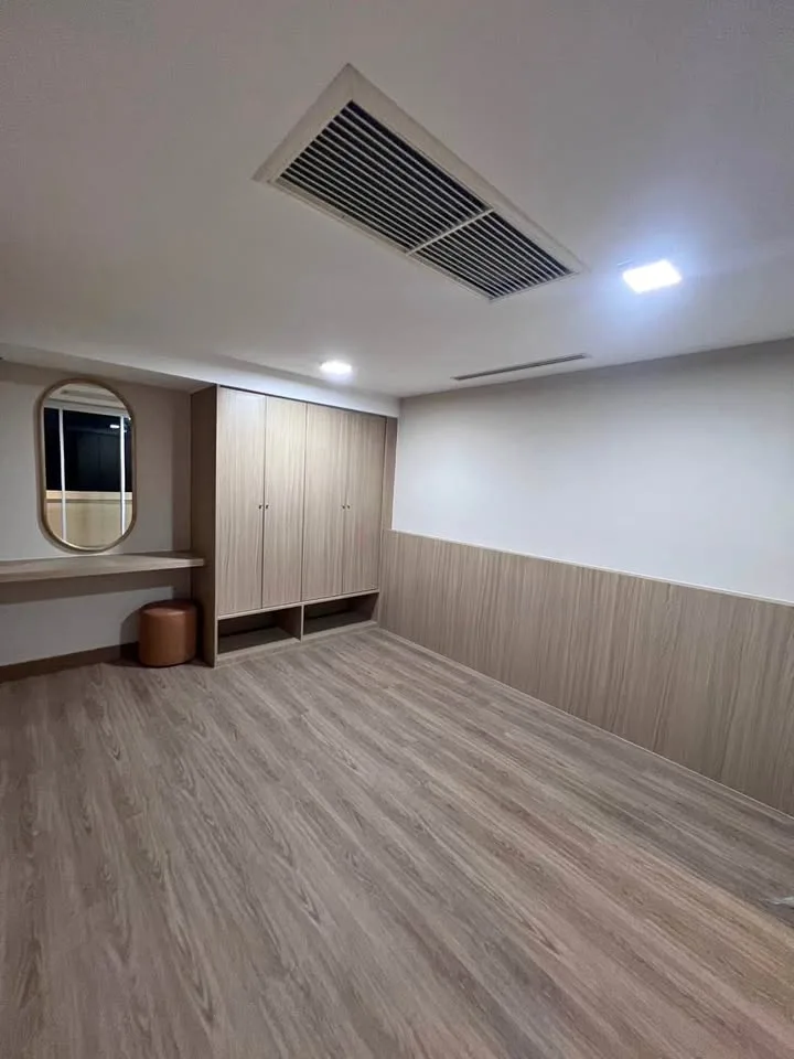 Villa renovada de 4 dormitorios con piscina privada en Kathu