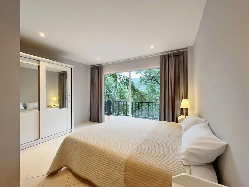 Apartamento de 2 habitaciones para mascotas con vista a la montaña en Prime Hill, Kathu