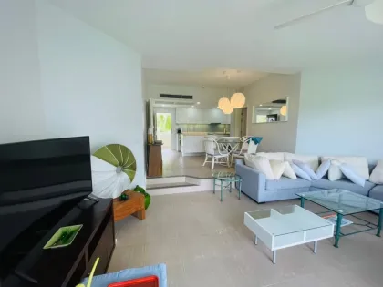 Appartement 2 Chambres avec Vue sur le Golf à Louer à Allamanda Laguna Phuket