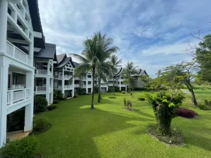 Appartement 2 Chambres avec Vue sur le Golf à Louer à Allamanda Laguna Phuket