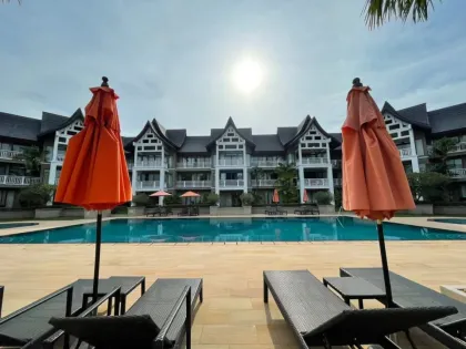 Appartement 2 Chambres avec Vue sur le Golf à Louer à Allamanda Laguna Phuket