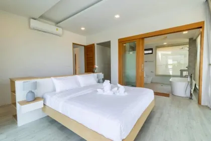 Brand-New Sea View Pool Villa with 3 Bedrooms in Chalong