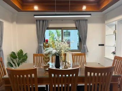 Роскошная вилла с 4 спальнями и бассейном в аренду в Khruhas Thani Village, Phuket Town