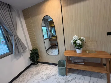 Роскошная вилла с 4 спальнями и бассейном в аренду в Khruhas Thani Village, Phuket Town
