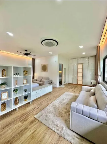 Luxus 3-Zimmer Poolvilla zu vermieten in Chalong