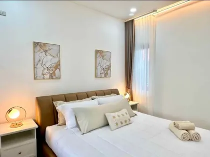 Luxus 3-Zimmer Poolvilla zu vermieten in Chalong