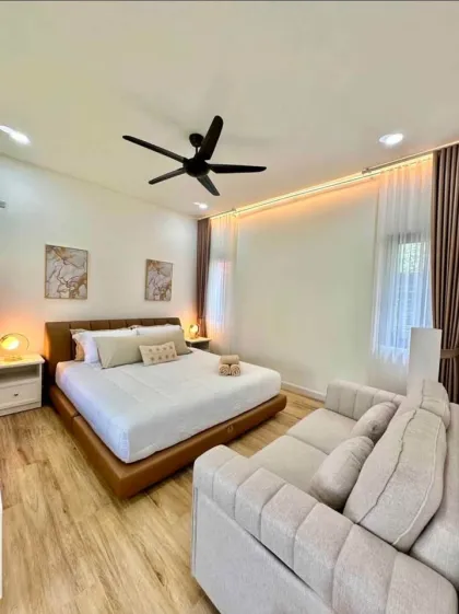 Luxus 3-Zimmer Poolvilla zu vermieten in Chalong
