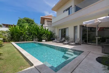 Новая вилла с бассейном 4 спальни в Villa Asteria, Раваи