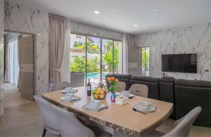 Новая вилла с бассейном 4 спальни в Villa Asteria, Раваи