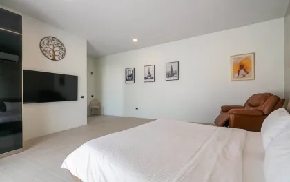 Новая вилла с бассейном 4 спальни в Villa Asteria, Раваи