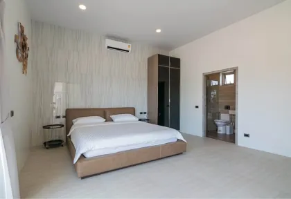Новая вилла с бассейном 4 спальни в Villa Asteria, Раваи