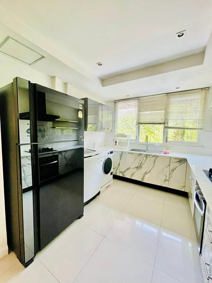 Schöne Villa mit Golfplatzblick zur Langzeitmiete in Kathu