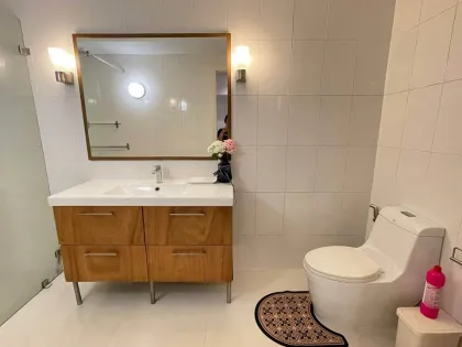 Geräumige Villa mit 3 Schlafzimmern und Golfplatzblick zur Miete