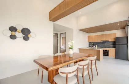 Moderne Doppelhaushälfte mit Pool zur Miete in Thalang