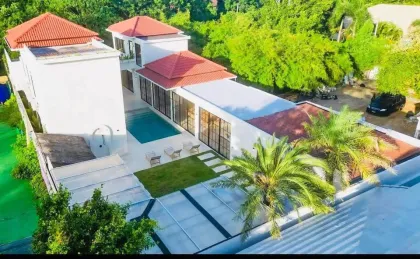 Villa style Bali authentique 6 chambres avec piscine à Rawai
