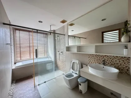 2-комнатная квартира с видом на море в The Baycliff Residence, Патонг