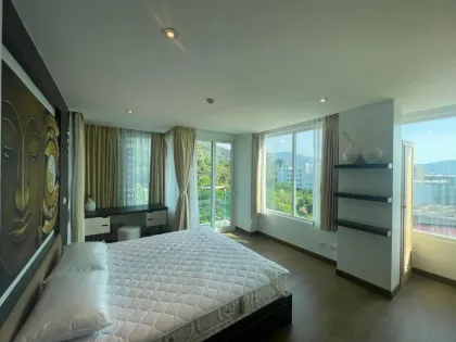 2-комнатная квартира с видом на море в The Baycliff Residence, Патонг