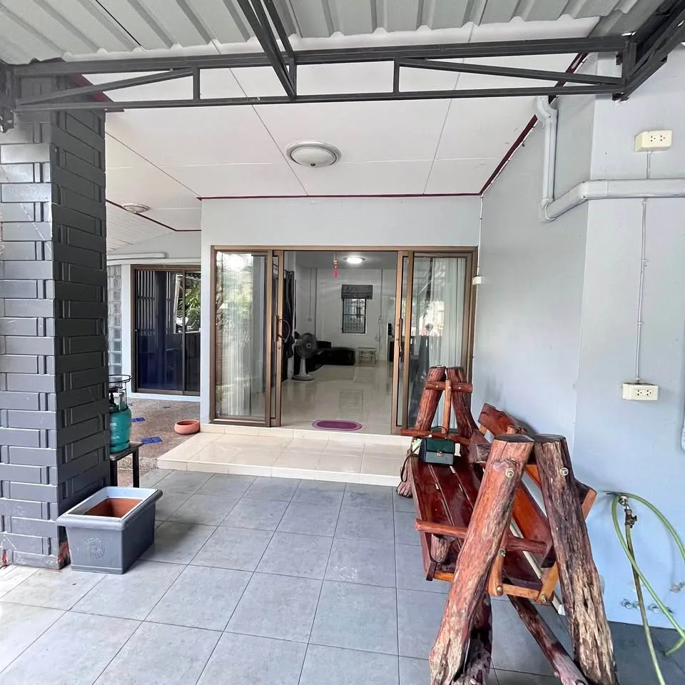 Villa de 3 habitaciones y 2 baños en alquiler en Patong, lista para entrar