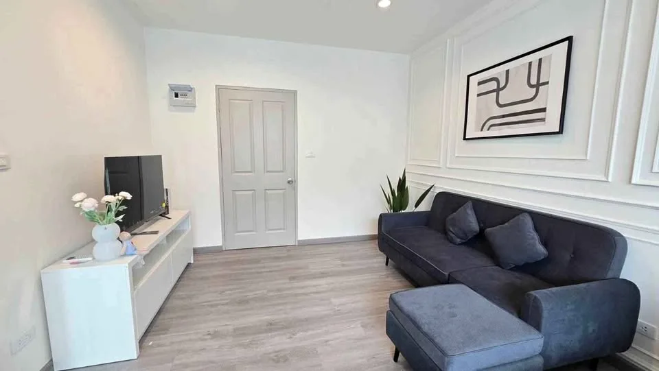 1 Schlafzimmer Wohnung zur Miete im Base Point Condominium, Cape Panwa