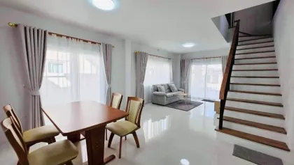 Maison Moderne 4 Chambres à Louer à Kathu, Phuket