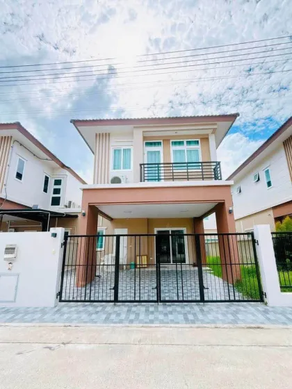 Maison Moderne 4 Chambres à Louer à Kathu, Phuket