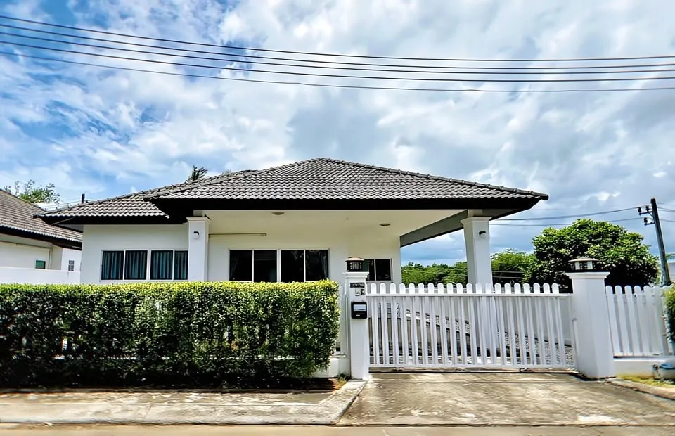 Villa 3 chambres, 2 salles de bains, meublée, prête à emménager, Pa Khlok